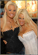 Rhyse and Rhylee Richards at 2008 Adult Entertainment Expo
